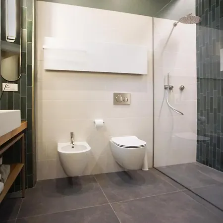 3l Luxury Guest house