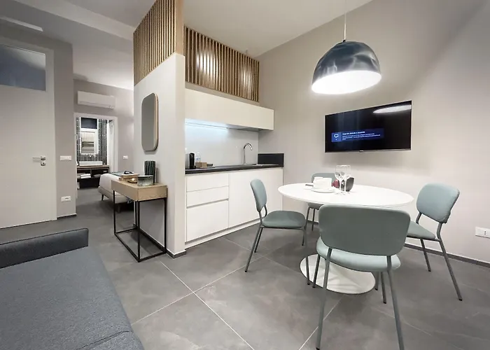 3l Luxury 3* La Spezia