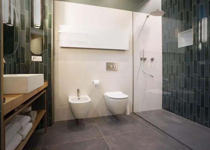 3l Luxury Guest house